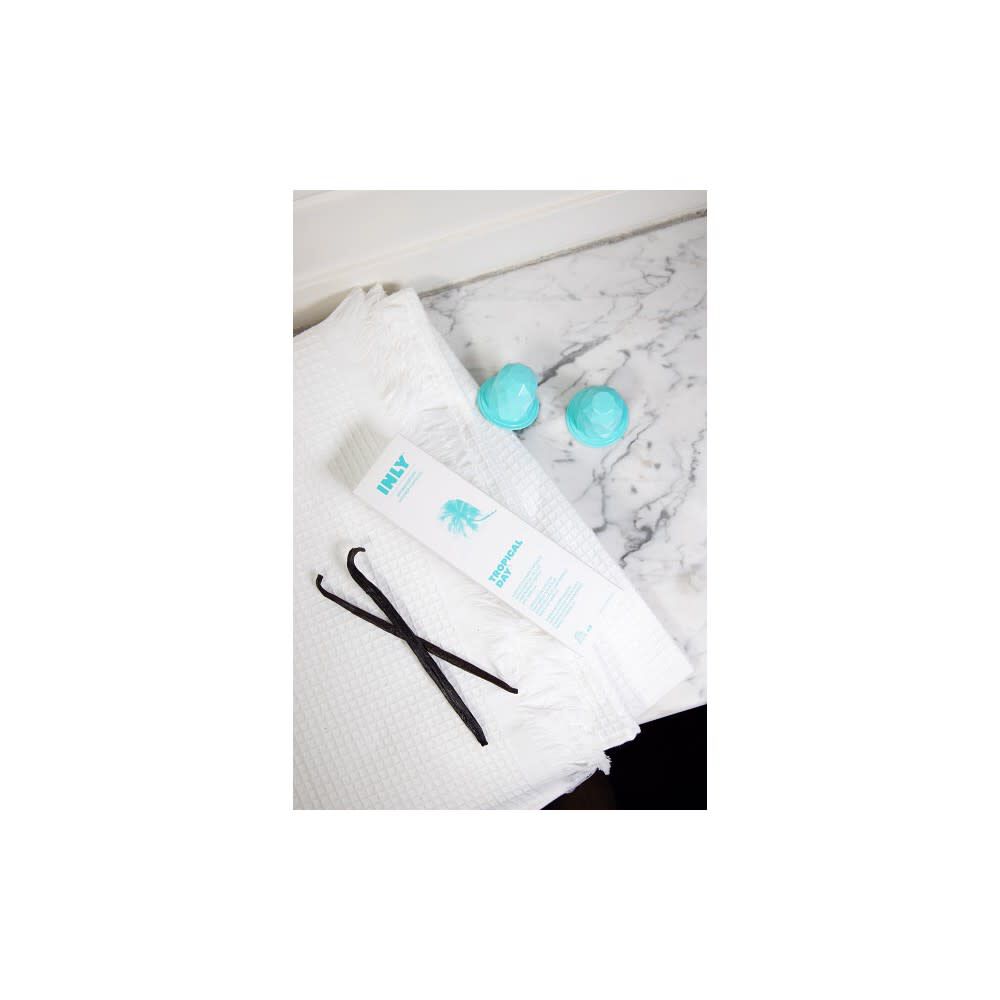 INLY Tropical Day Aromatherapy Shower Capsule 5pk INC20802