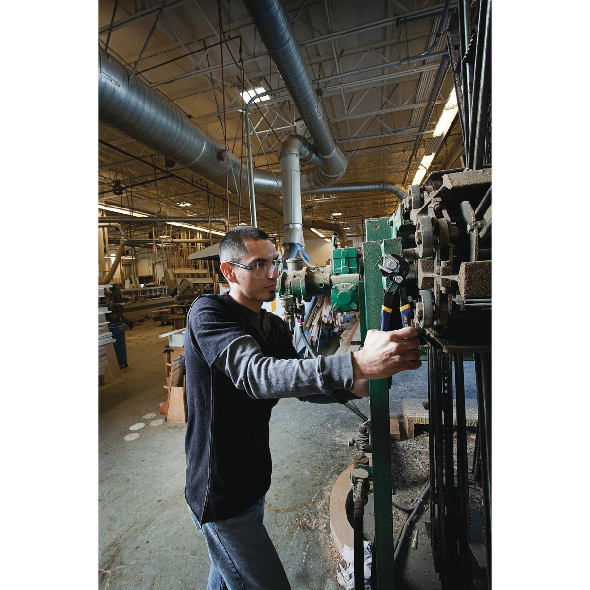 GrooveLock 8-in Plumbing Tongue and Groove Pliers 1967783