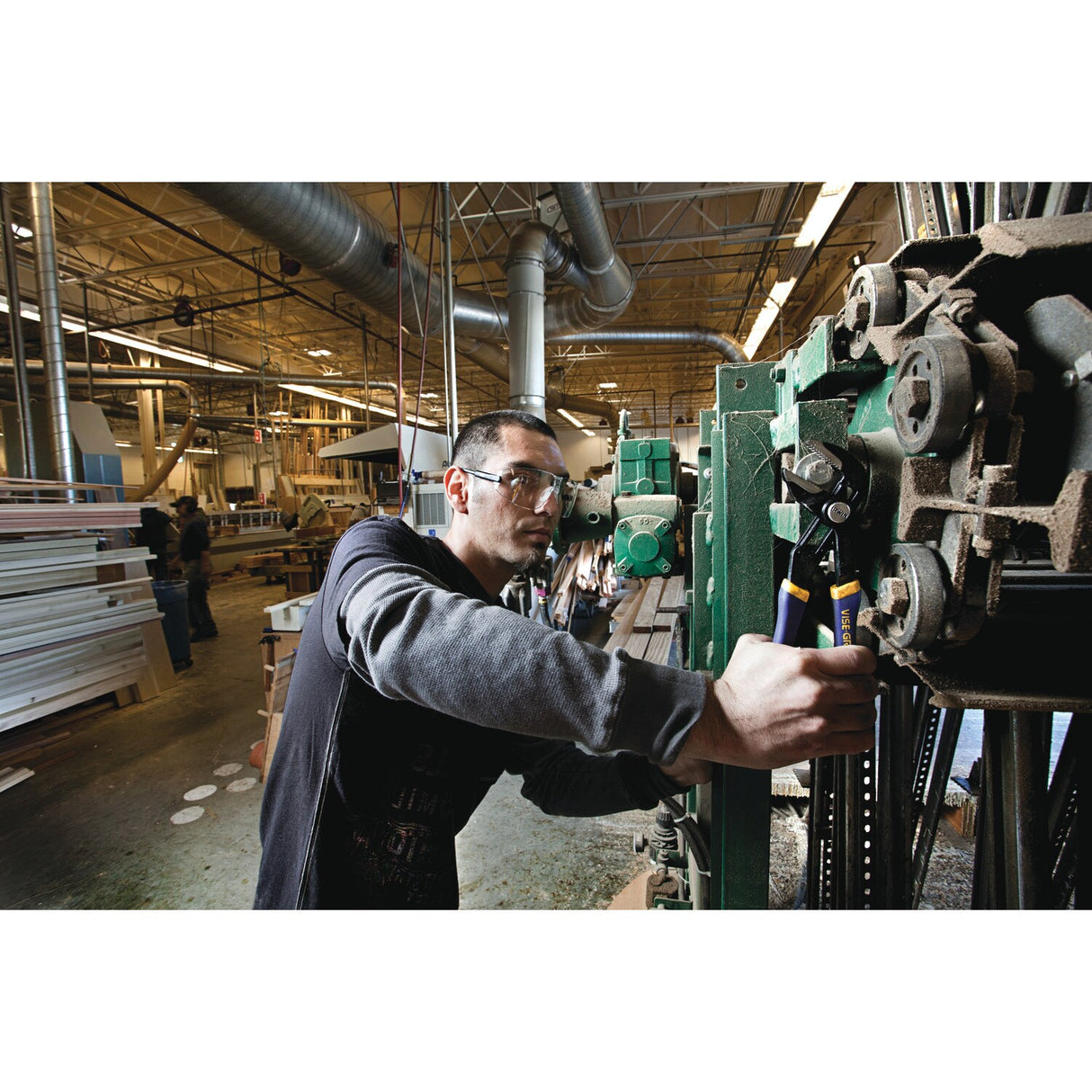 GrooveLock 8-in Plumbing Tongue and Groove Pliers 1967783