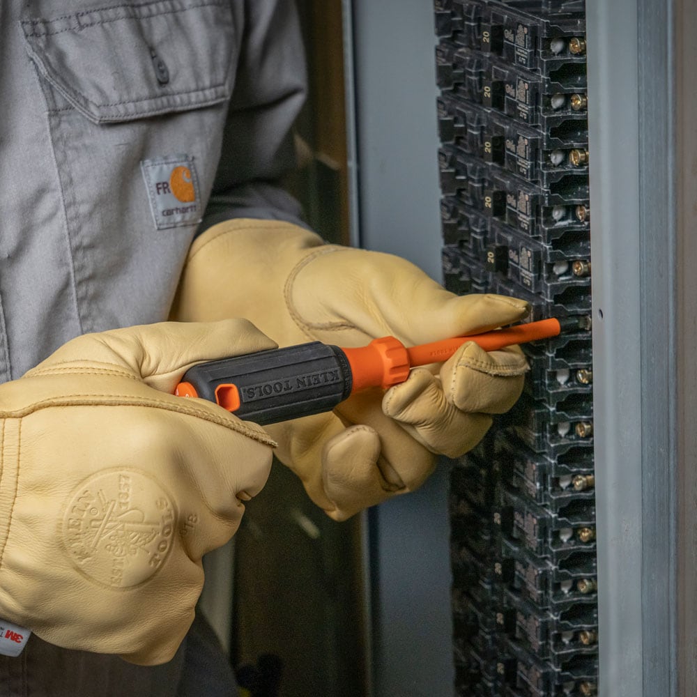 2-Piece Bi-material Handle Multi-bit Slotted/Phillips Screwdriver Set 85072INS