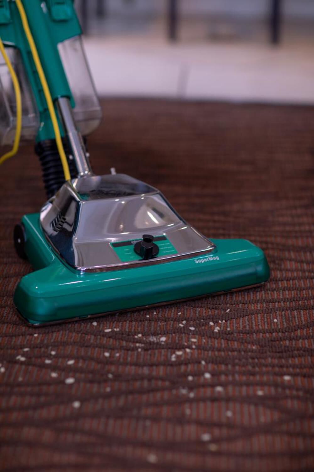 16-in Pro Shake Bag Less Commercial Upright Vacuum BG102