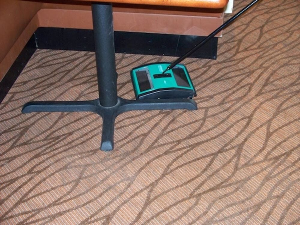 9.5-in Manual Carpet and Hard Surface Commercial Floor Sweeper BG21