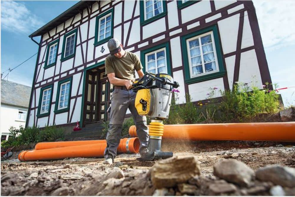 11in Tamper with Honda GXR120 Engine BT 50