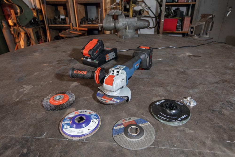 4-1/2 In. x 0.045 In. X-LOCK Arbor Type 27A (ISO 42) 60 Grit Fast Metal/Stainless Cutting Abrasive Wheel TCWX27S450