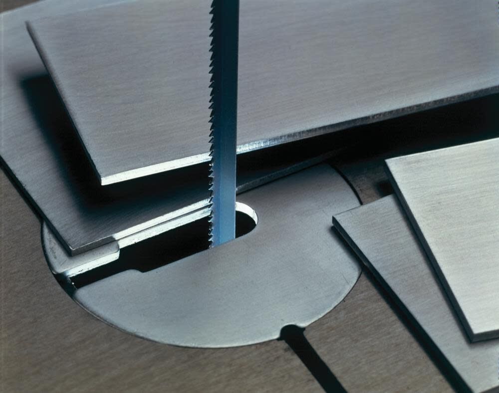 80-in L X 1/2-in W X 6 Tpi Carbon Fits Most Band Saws Blade BS80-6H