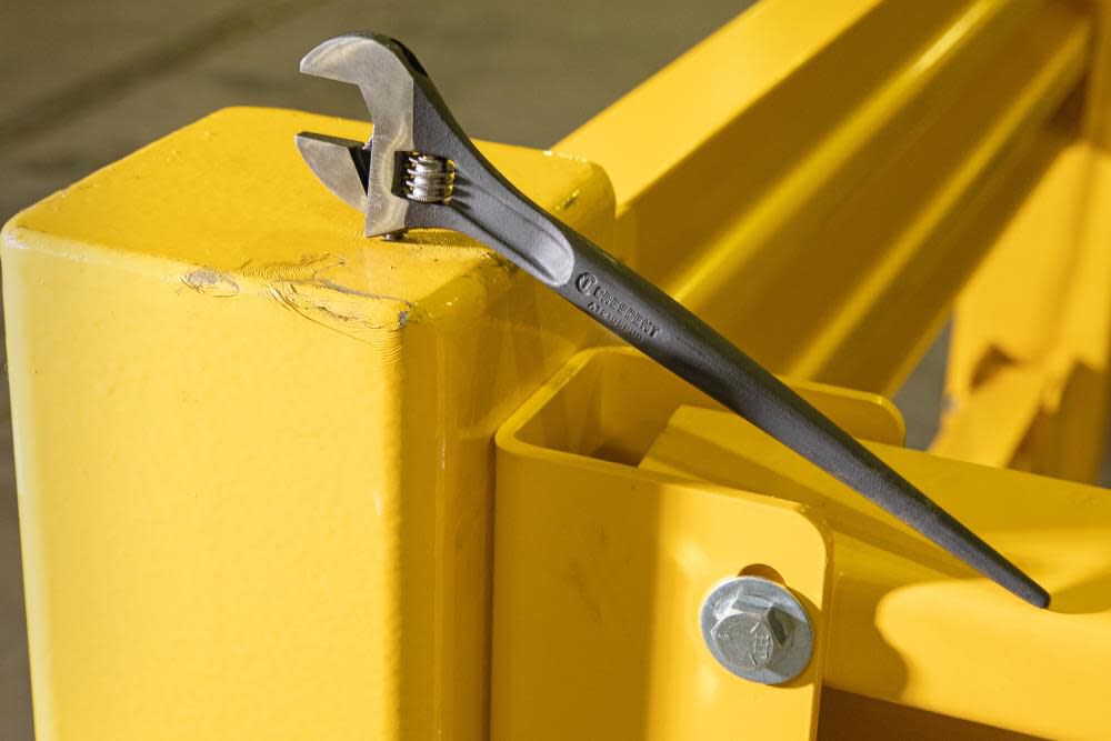 10In Sensormatic Construction Spud Wrench AT210SPUD