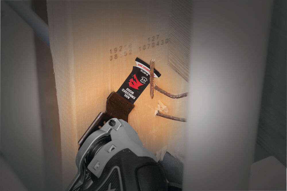 1-1/4in Universal Fit Bi-Metal Osc. Blade for Nail-Embedded Wood DOU125BW