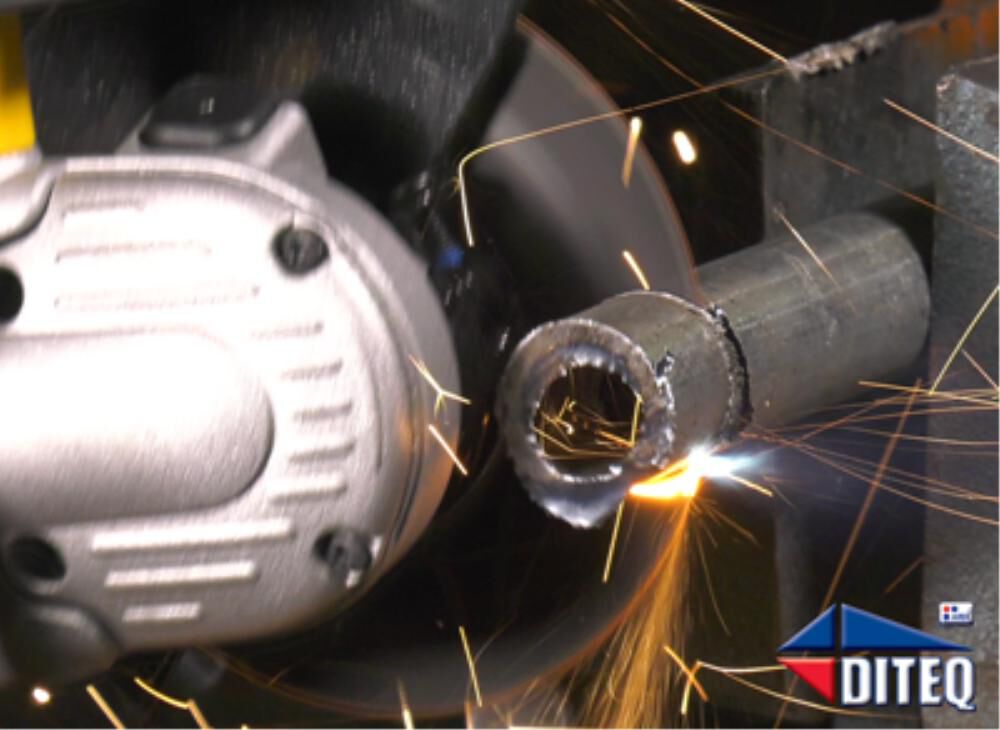 Anycut 4-1/2in Cut-Off Wheels 7/8in-5/8in Arbor - D11302 D11302