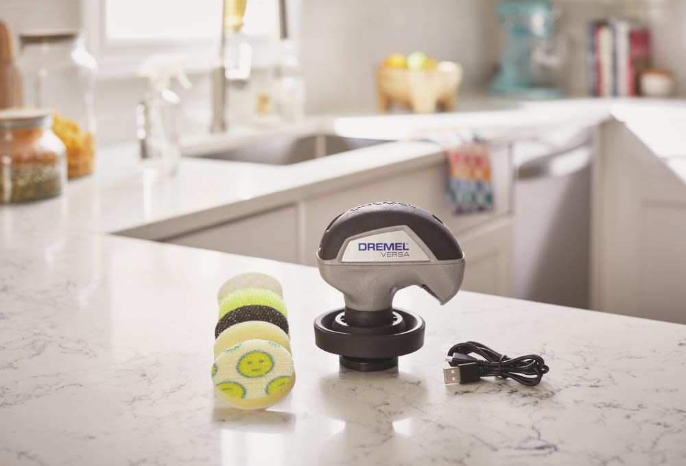 Versa Power Scrubber with Scrub Daddy Higher Performance Cleaning Pads PC10-07