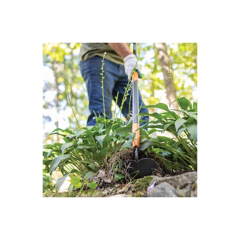 Hoe 57.75in Steel Blade Fiberglass Handle 395170-1001