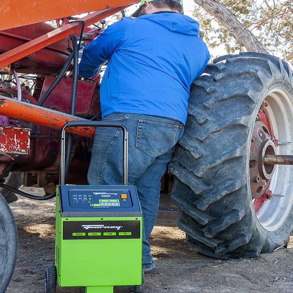 12V Wheeled Battery/Trickle Charger 52755