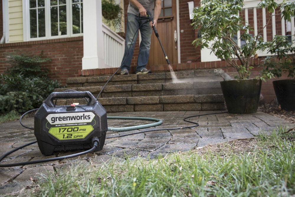 1700 PSI Electric Pressure Washer 5103902