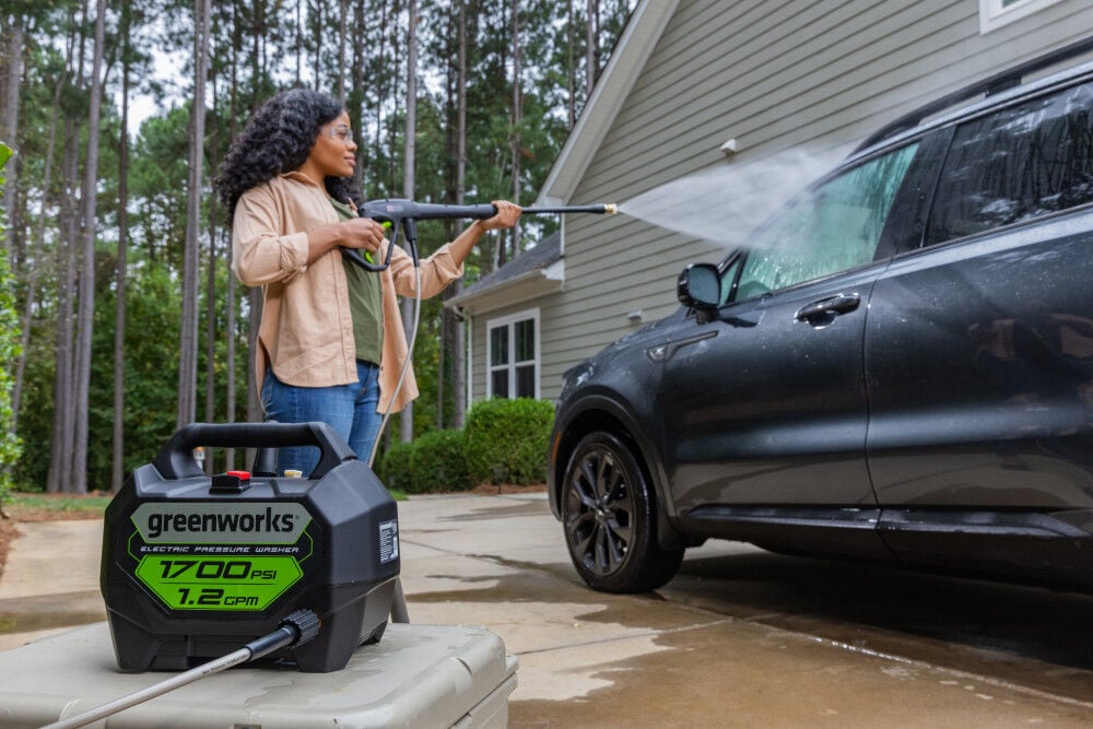 1700 PSI Electric Pressure Washer 5103902