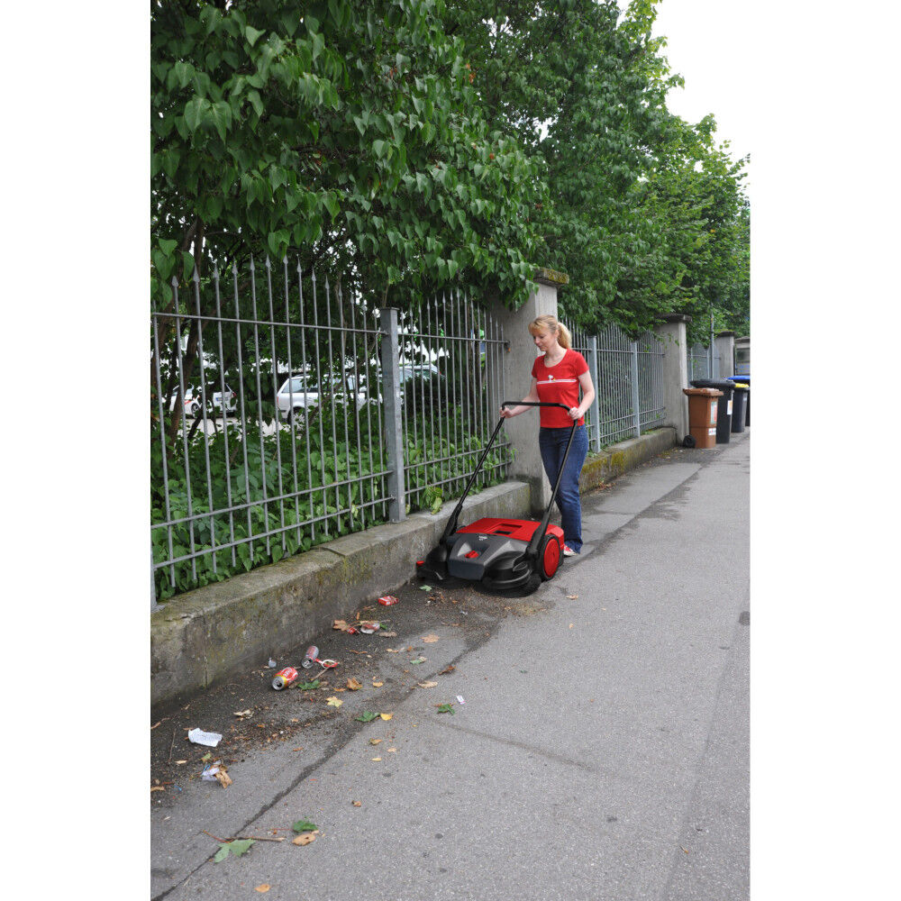 31 Inch Deluxe Manual Triple Brush Turbo Sweeper HAAGA 477