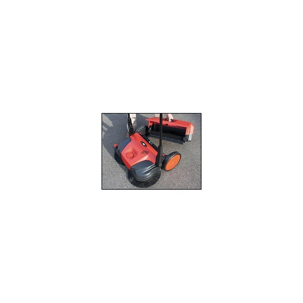 677 31in Battery Powered Triple Sweeper HAAGA 677