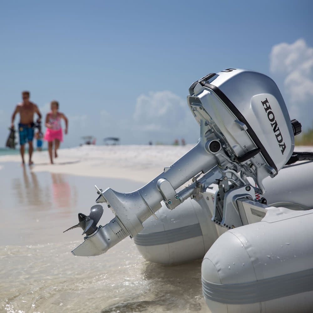 Outboard Motor 5HP with Tiller Handle 15in Shaft BF5DHSHNA