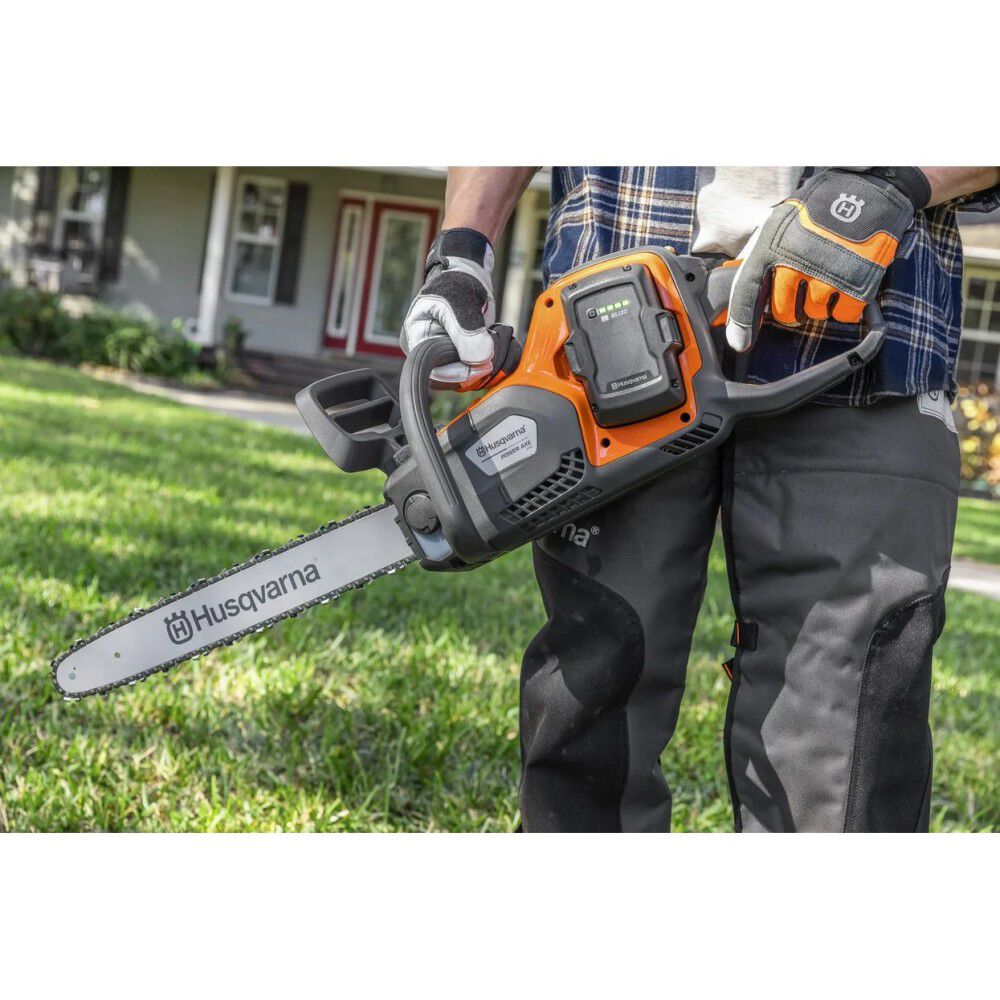 350i 18 in Bar 36V Li-Ion Battery Chainsaw Bare Tool 970 60 12- 01