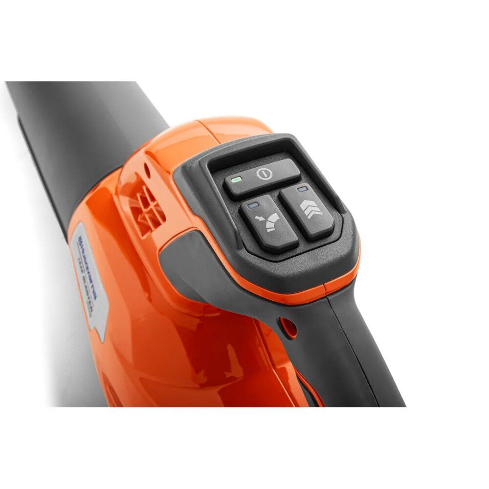 350iB 800 Cfm 40V Li-Ion Handheld Blower with Battery & Charger 970 56 99-04