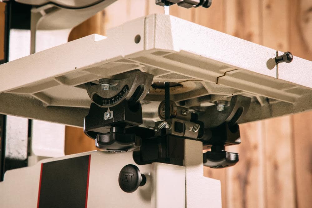 13.5-in 20-Amp Stationary Band Saw 708115K