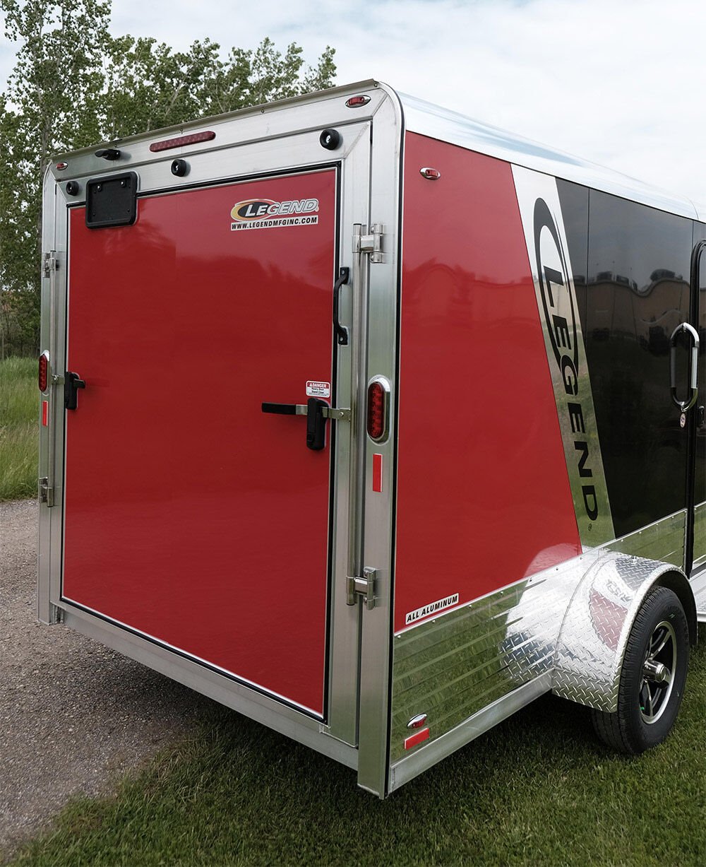 15ft Legend Deluxe Aluminum Single Axle Enclosed Trailer 7X15DVNSA30