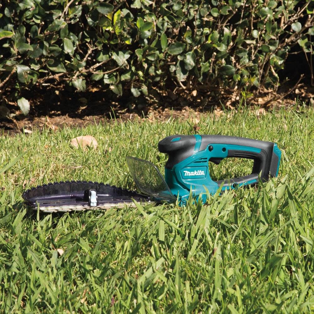 12V Max CXT Lithium-Ion Cordless Hedge Trimmer (Bare Tool) HU06Z
