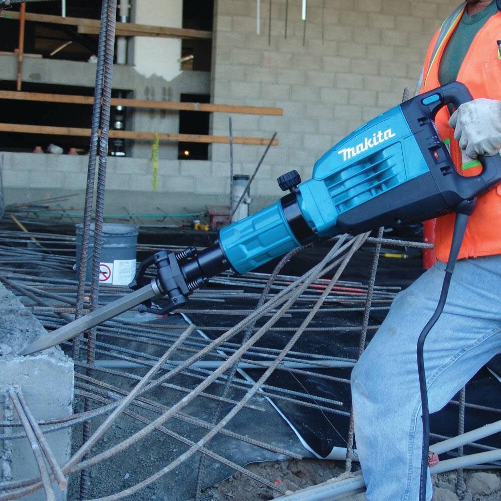 35 lb. Demolition Hammer HM1307CB