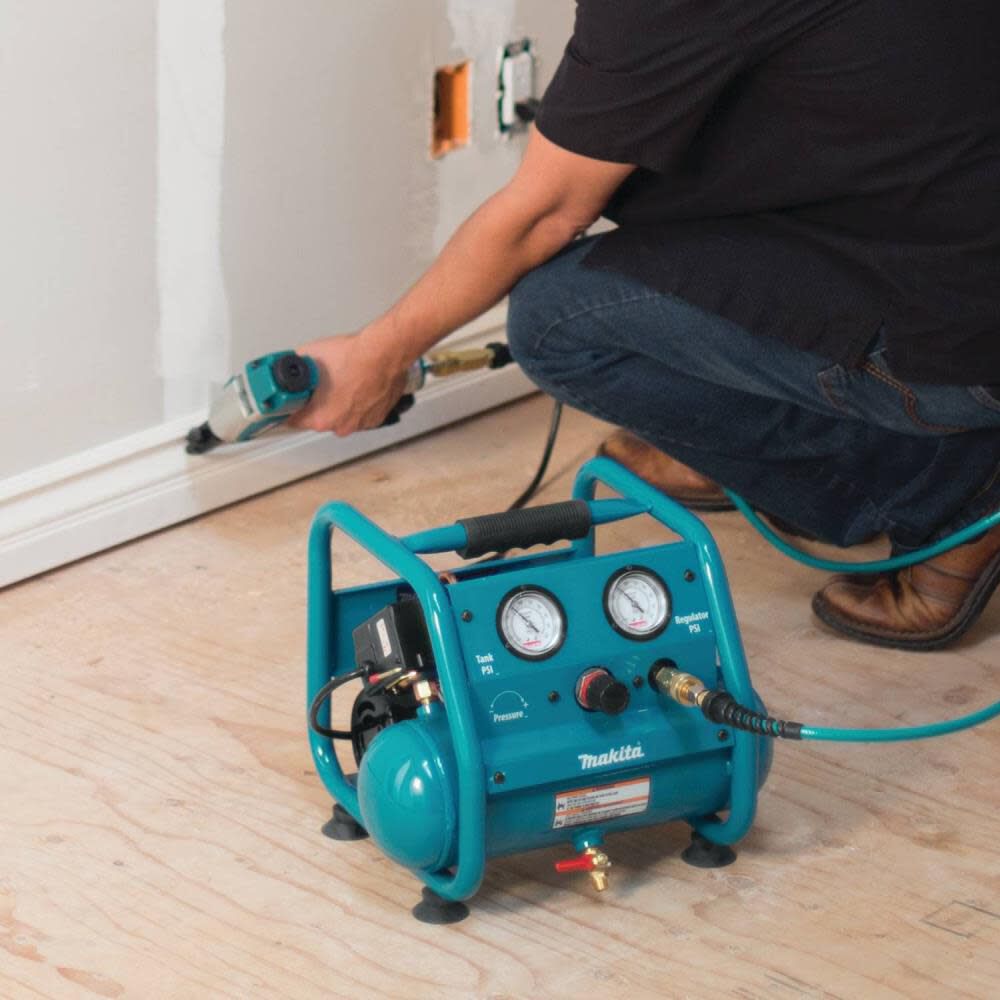 Compact Air Compressor AC001