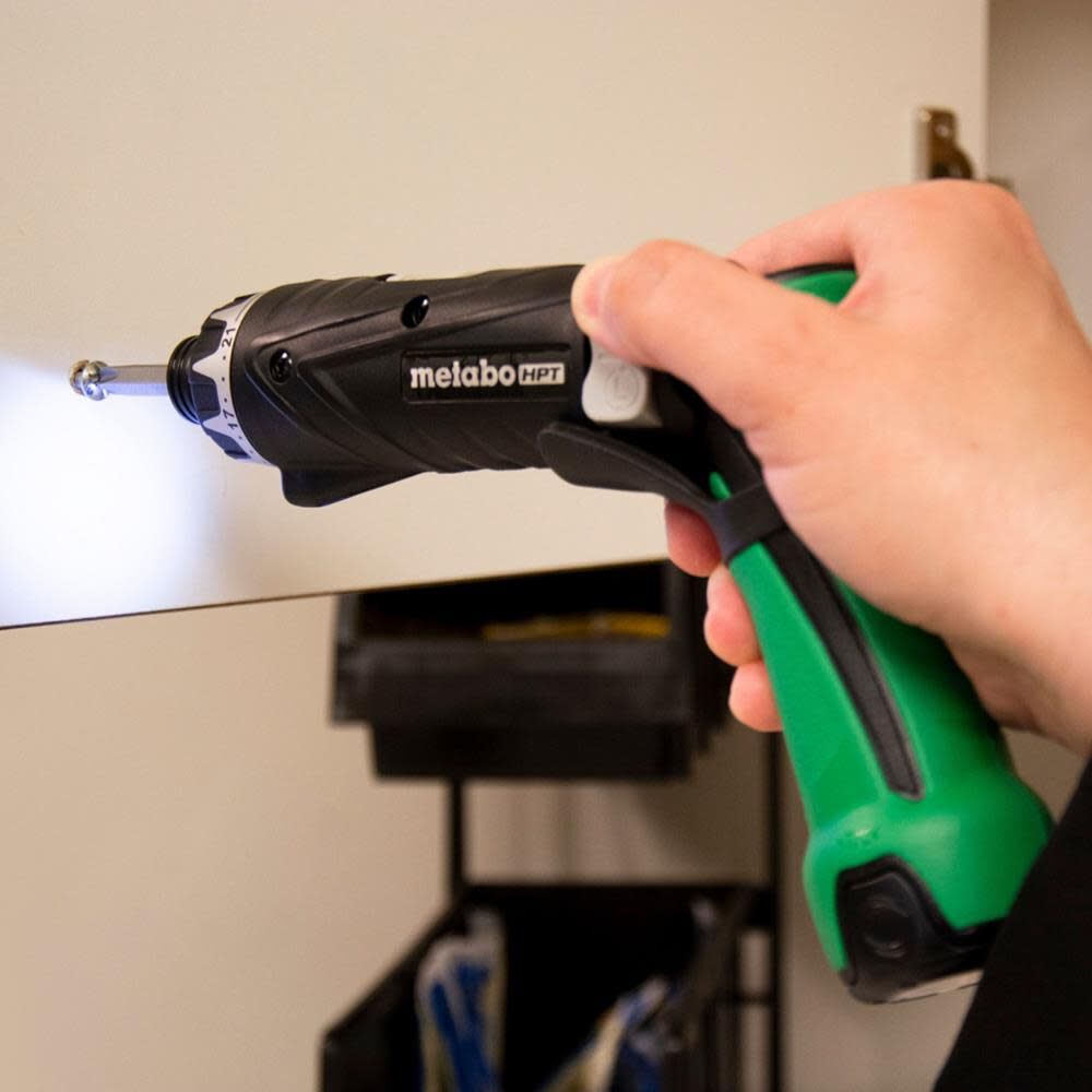 3.6-volt 1/4-in Cordless Screwdriver (1-Battery Included and Charger Included) DB3DL2M