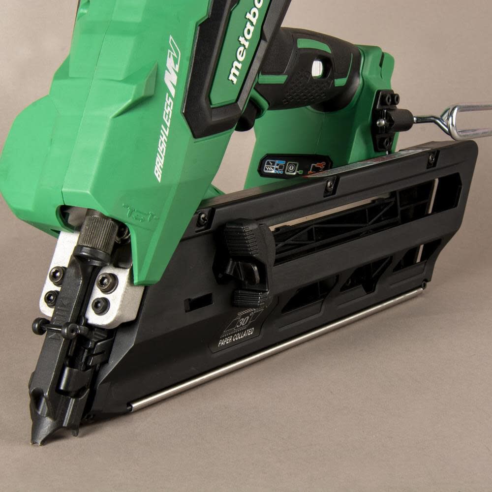 Multi 3.5-in 30-Degree Cordless Framing Nailer (Battery & Charger Included) NR3690DCM