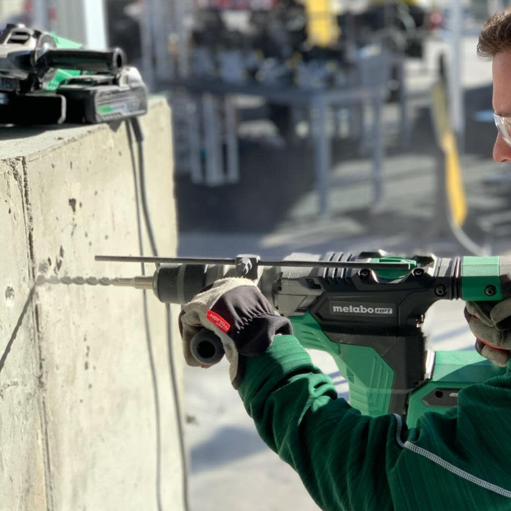 MultiVolt 36-volt 1-9/16-in Sds-max Variable Speed Hybrid Cordless and Corded Rotary Hammer Drill DH36DMAQ2M