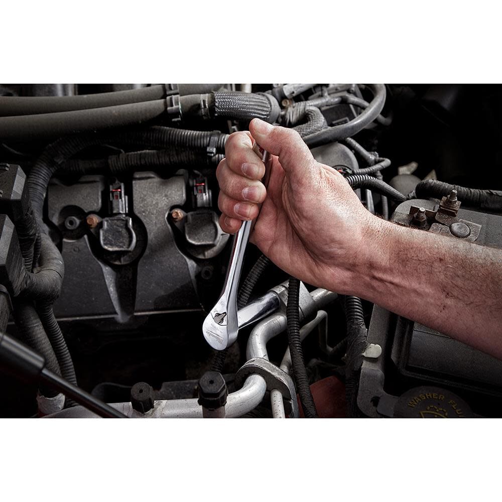 3/8in 28 Pc Ratchet & Socket Set with PACKOUT Organizer 48-22-9481