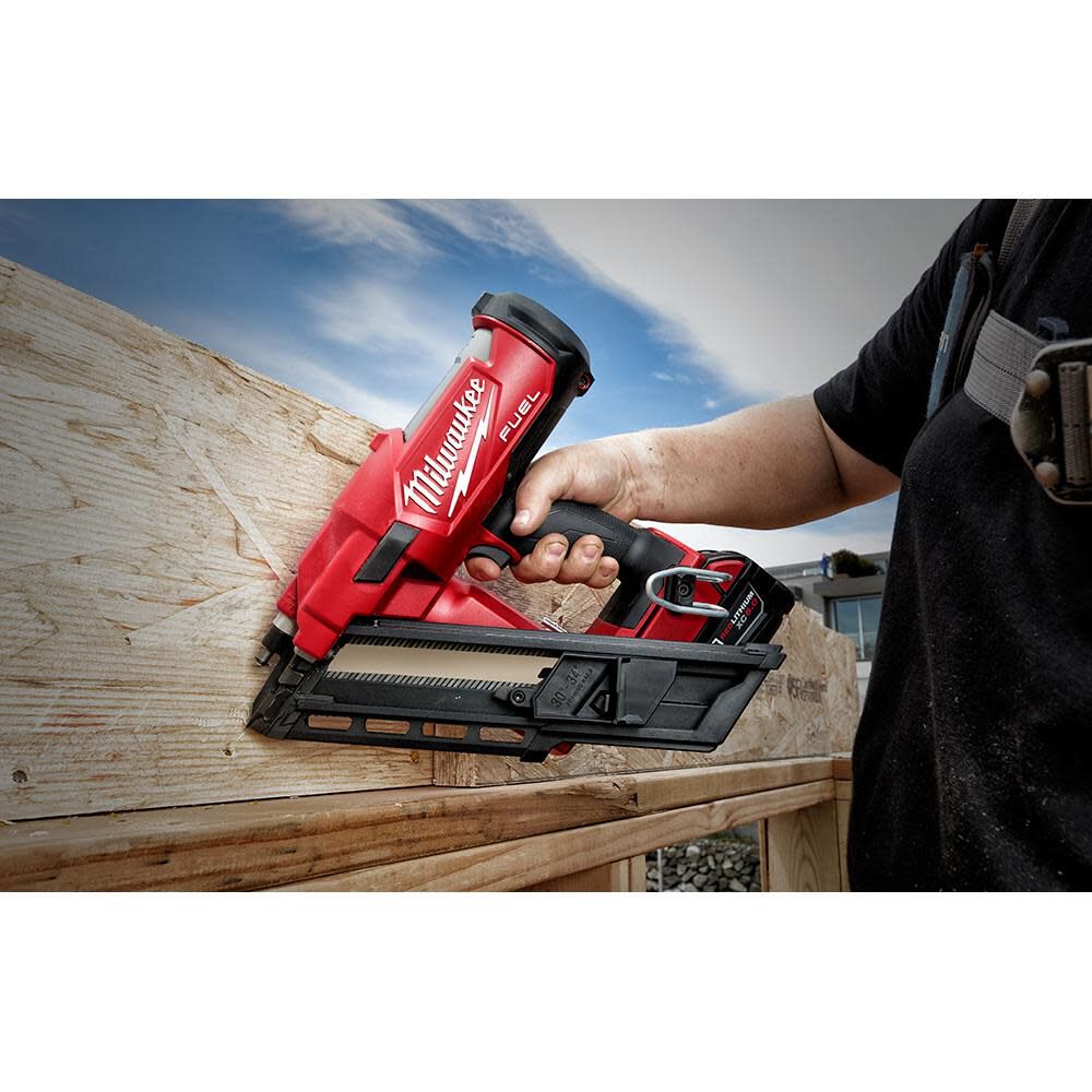 M18 FUEL 30 Degree Framing Nailer Kit 2745-21