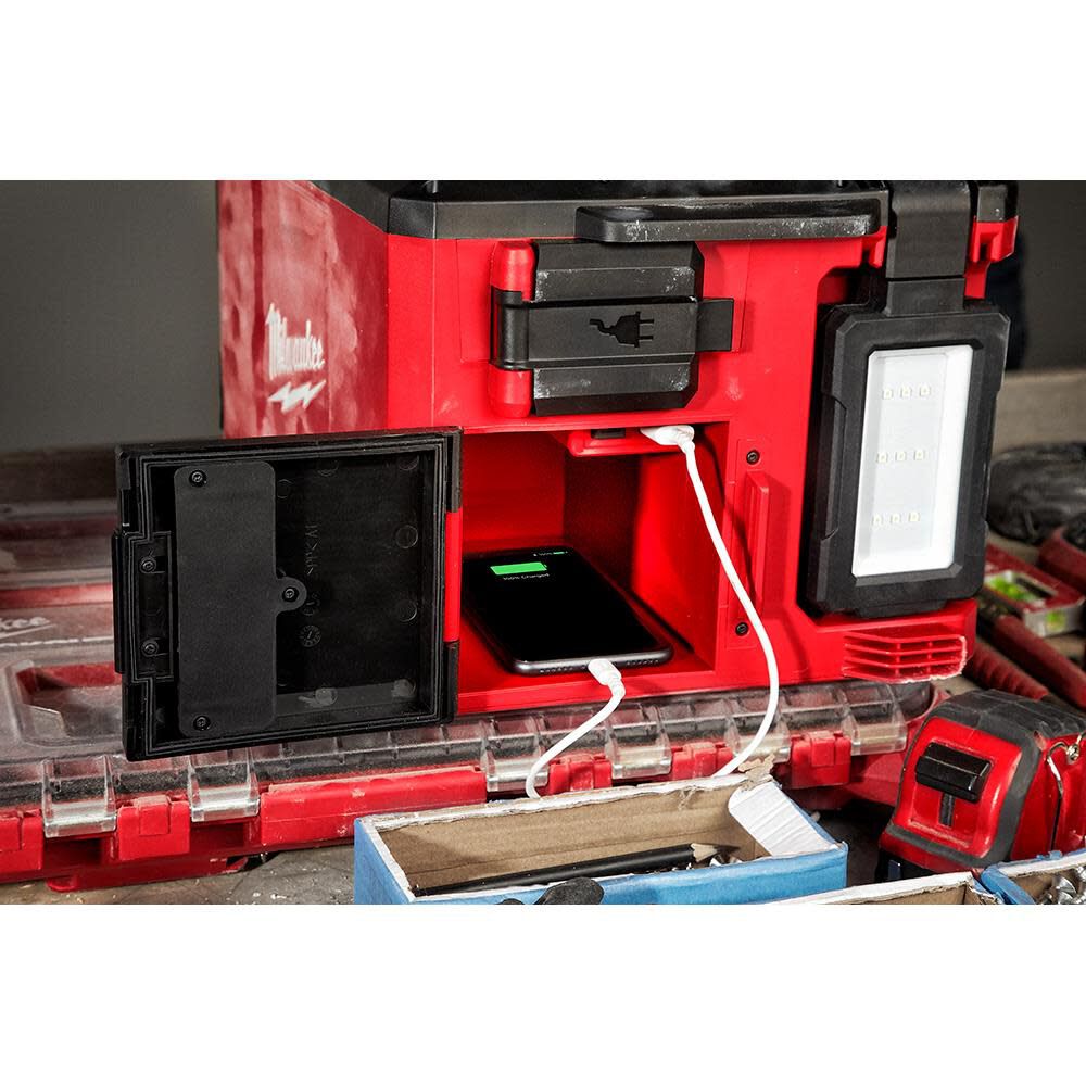 M18 PACKOUT Light/Charger (Bare Tool) 2357-20