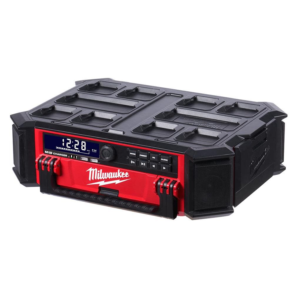 M18 PACKOUT Radio + Charger (Bare Tool) 2950-20
