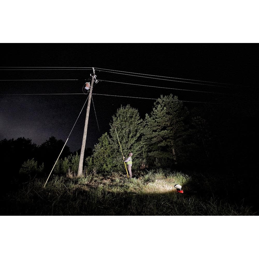 M18 Utility Remote Control Search Light with Portable Base 2123-20