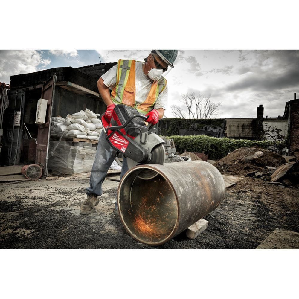 MX FUEL 14inch Cut-Off Saw Kit with 2 Batteries MXF314-2XC