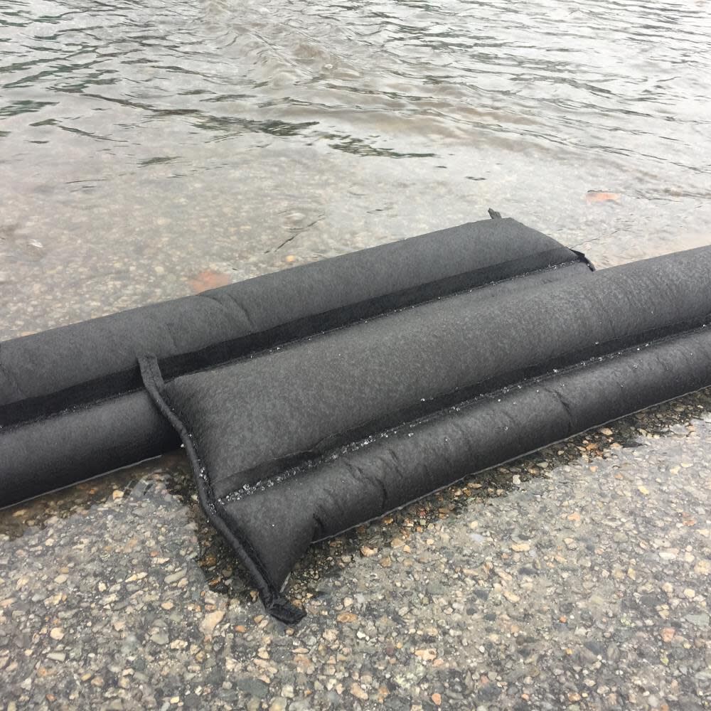 Water Activated Flood Barriers 5ft 2/Pk QD65-2
