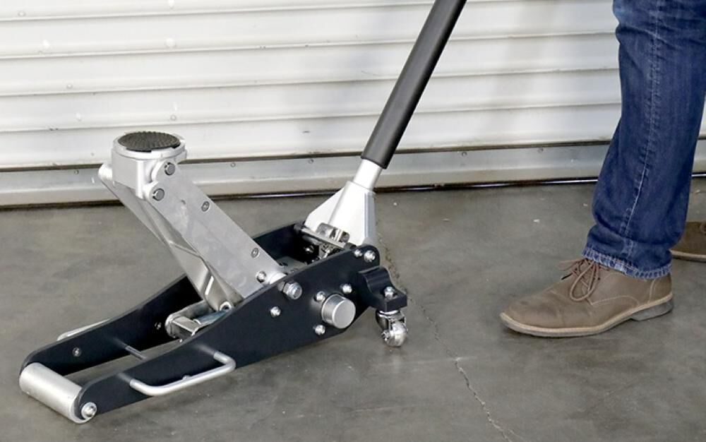 RFJ-4000AL 2 Ton Aluminum Racing Floor Jack 5150085