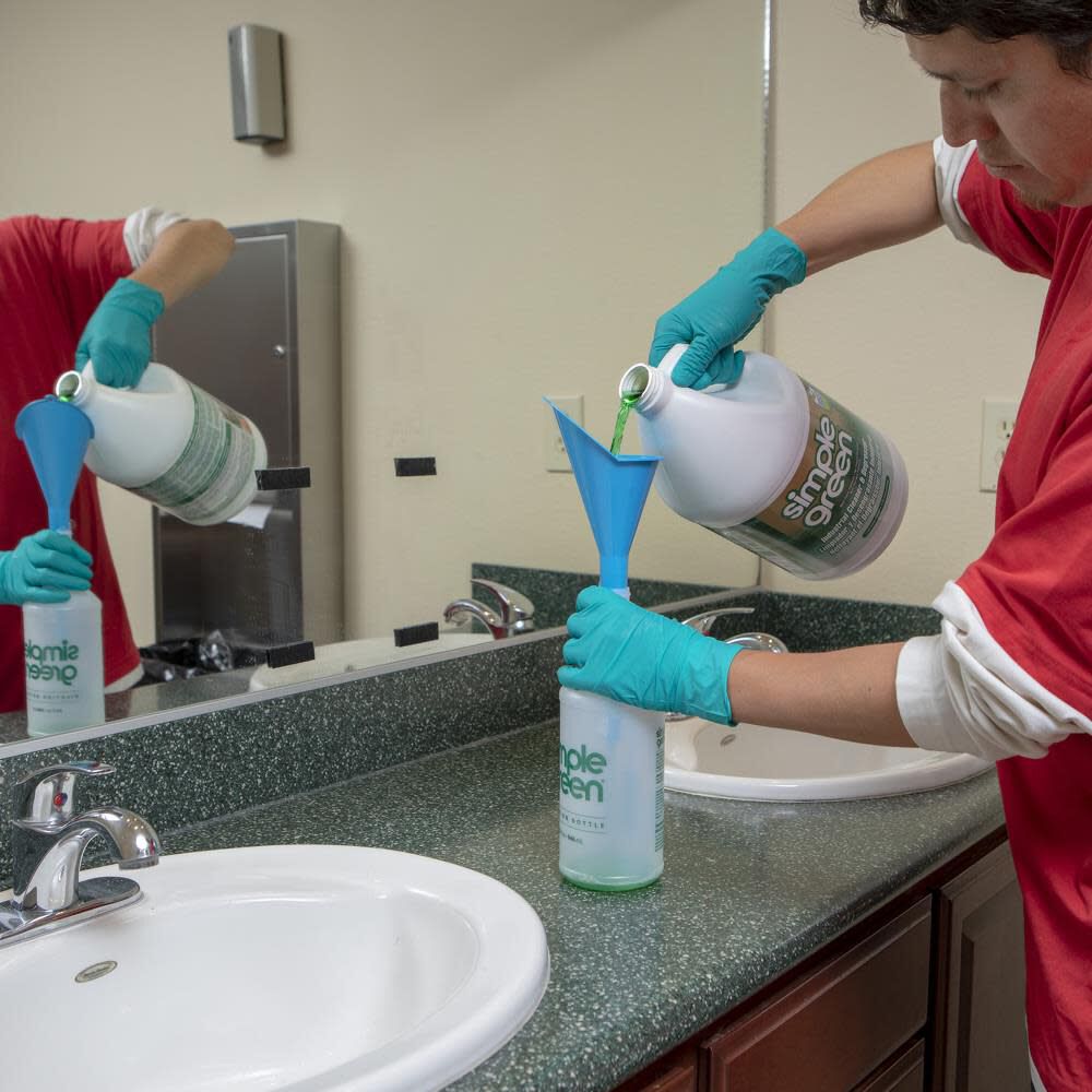 Industrial Cleaner and Degreaser 1 Gallon 2.7102E+12