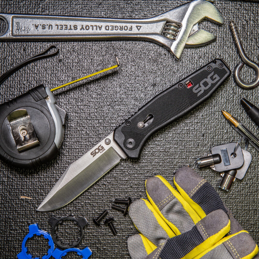 Flare Folding Knife SOG-FLA1001-CP