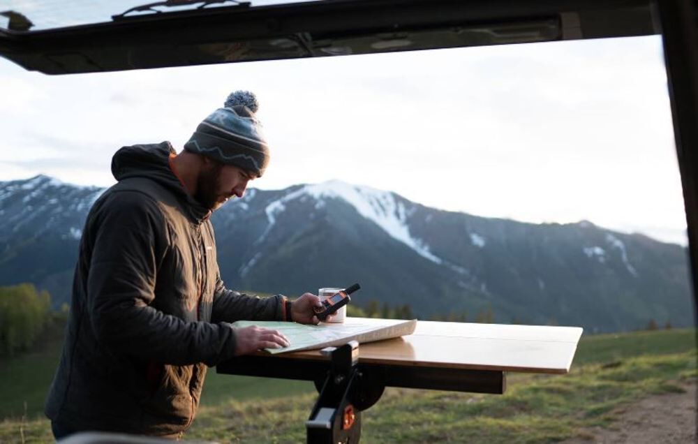 X 2 Way Satellite Messaging GPS Device with Bluetooth SPOT-HD-X-B