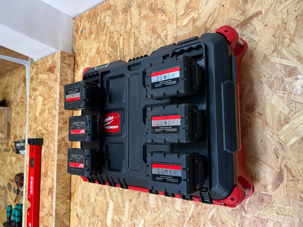 Battery Board with Handle and Feet for Milwaukee Black BD-MW18-HF-1