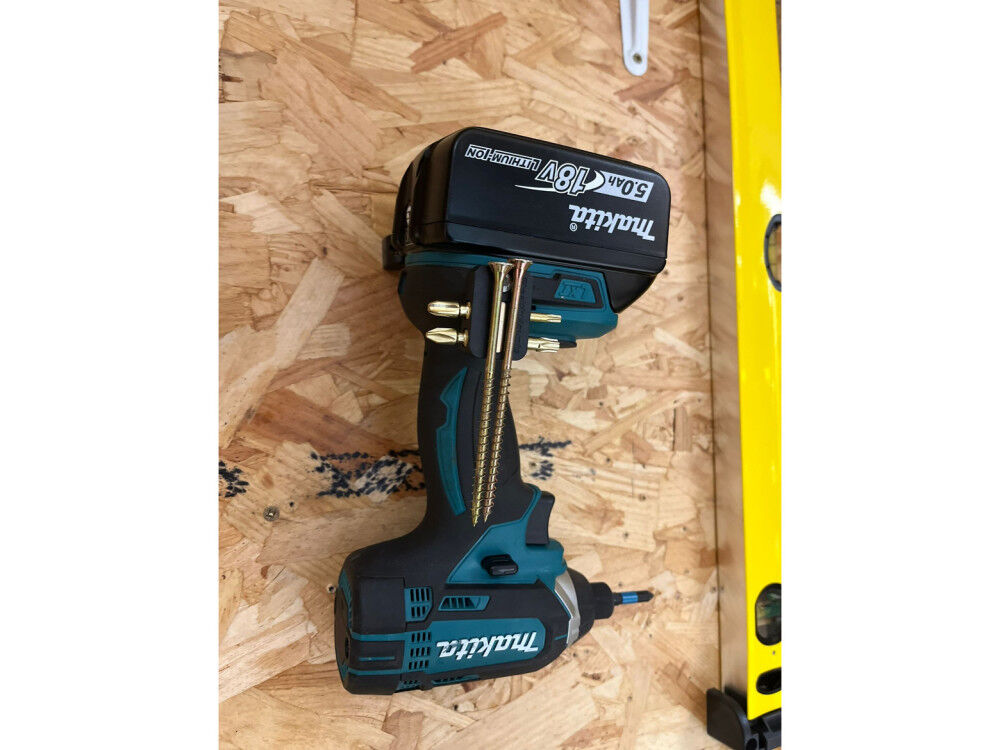 Stubby Bit Holder for Makia 3pk Blue BH-MK-S-BLU