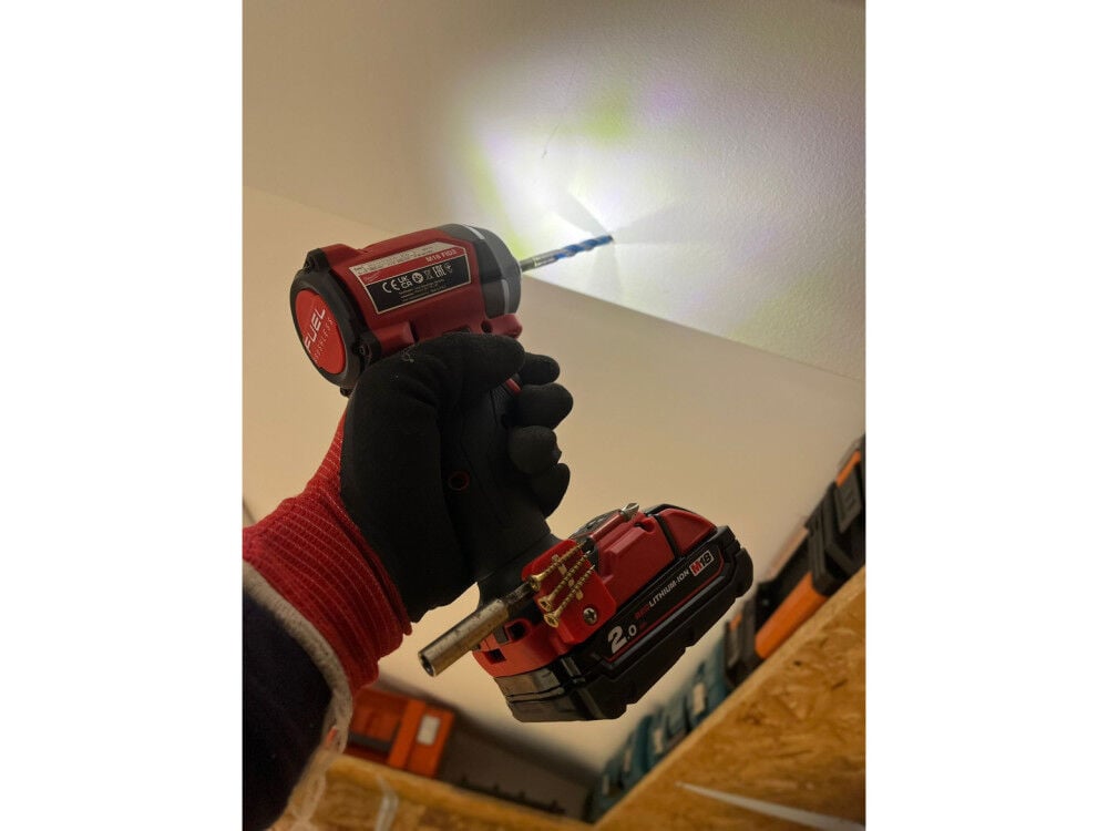 Stubby Bit Holder for Milwaukee M18 3pk Red BH-M18-S-RED