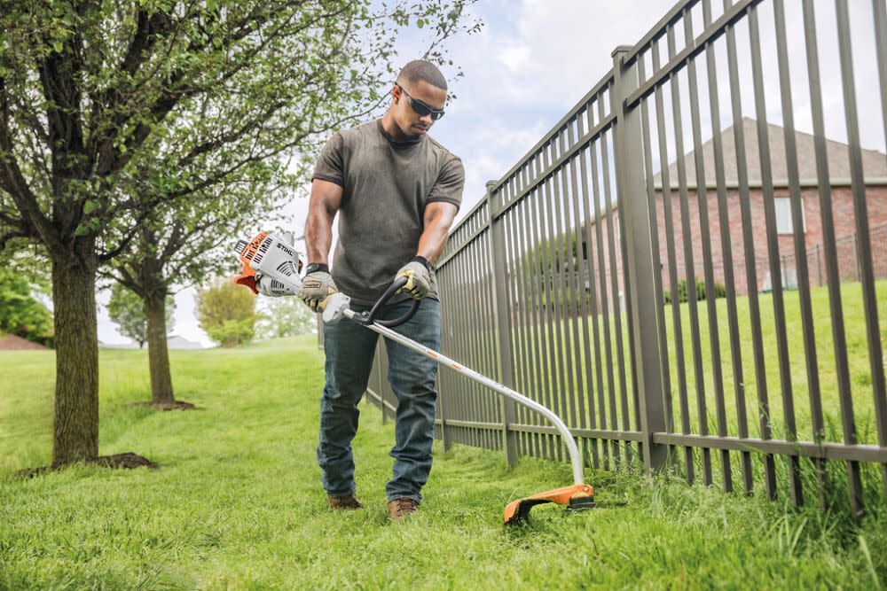 FS 38 27.2cc Curved Shaft Trimmer 4140 012 2327 US