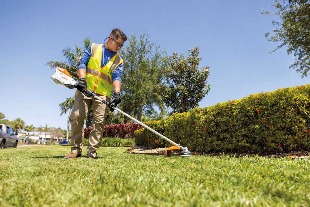 FSA 135 R 136V Battery Powered String Trimmer (Bare Tool) FA01 200 0011 US