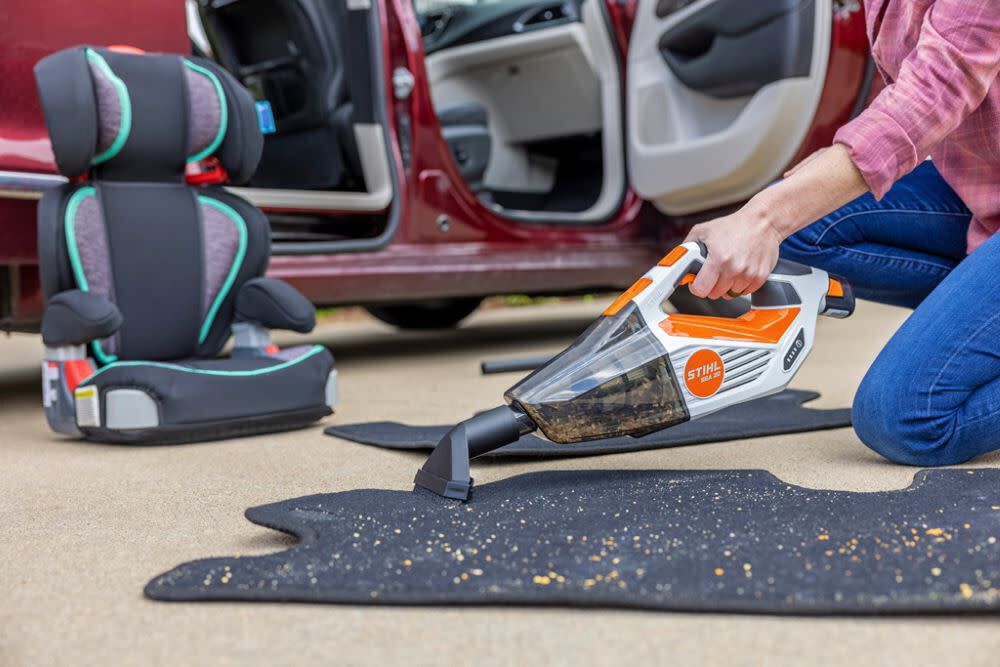 SEA 20 Battery Powered Handheld Vacuum with Battery & Charger SA03 011 7311 US