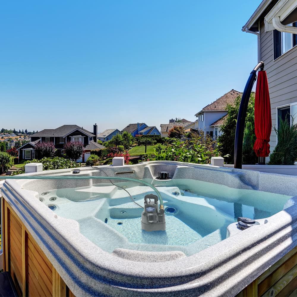 Utility Pump 1/6 HP Thermoplastic Oil Free 91016