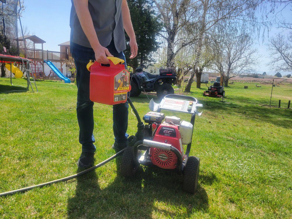 2+ Gal Safety Red Gas Can Type II SUR2SFG2