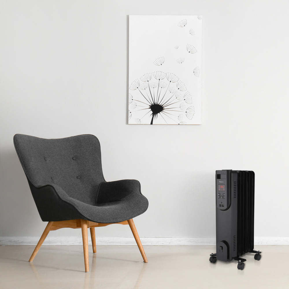 24 In. 600/900/1500W 5118 Btu 194 Sq-Ft. Oil-Filled Heater 1VAHL24D